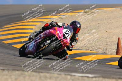 media/Oct-09-2022-SoCal Trackdays (Sun) [[95640aeeb6]]/Turn 12 (140pm)/